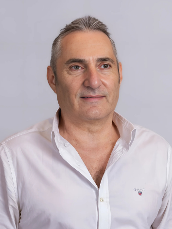 שמוליק רזון