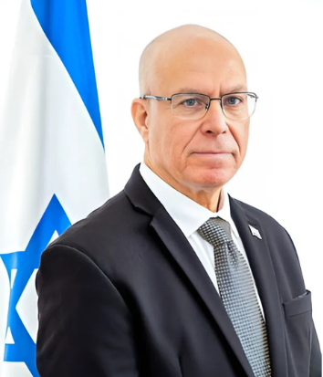 צביקה פוגל צביקה פוגל